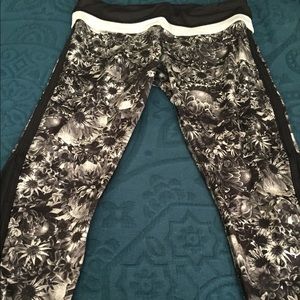 Lululemon workout pants